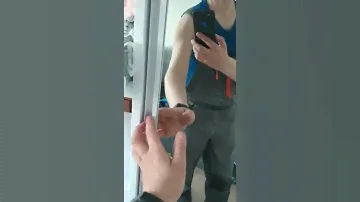 Белая стенка в детской
