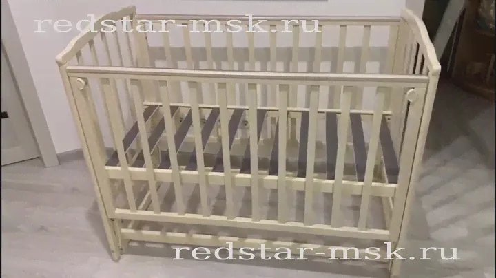 Детская кроватка Красная Звезда Можга Кристина С619 продольный маятник без ящика